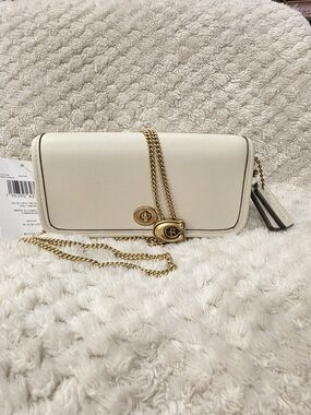 Coach Dinky 14 Limited Re-edition